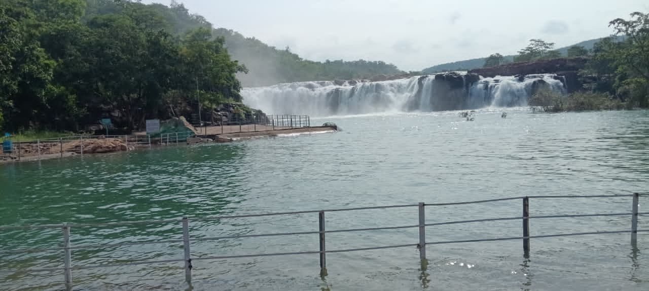 బొగత జలపాతం సందర్శనకు అనుమతి